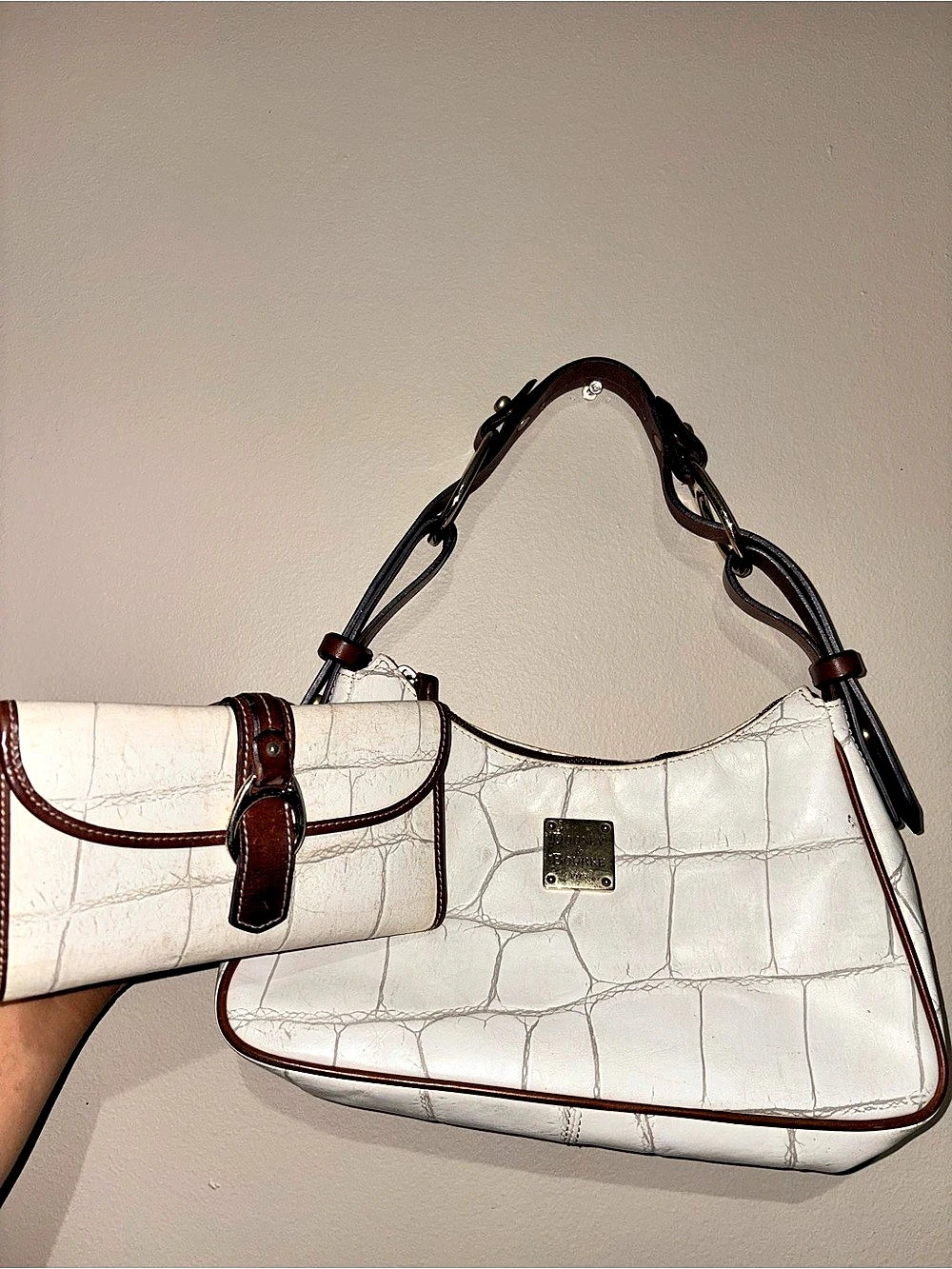 Dooney & Bourke Hobo Shoulder bag with Wallet